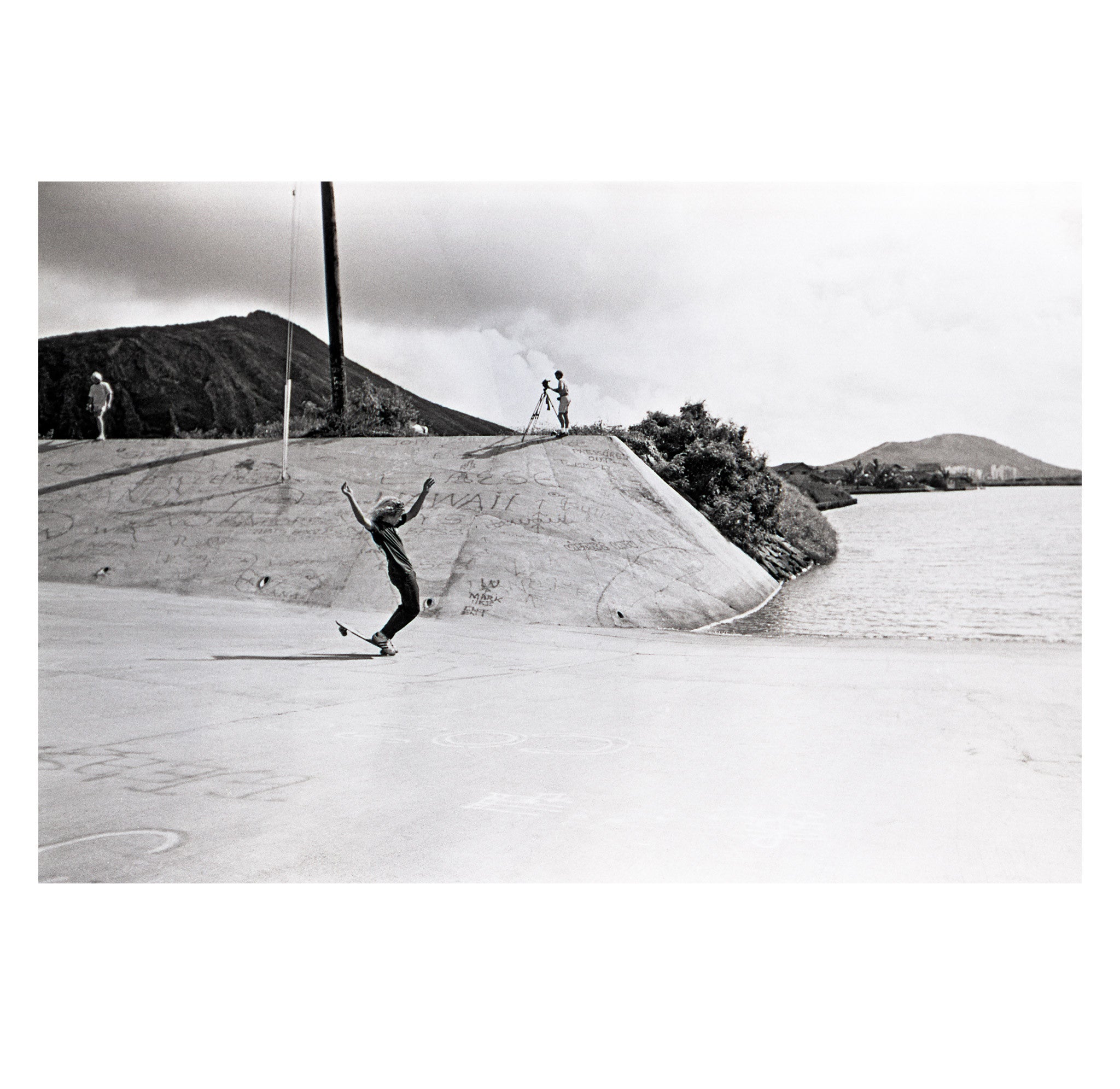 Jeff Divine – Tony Alva