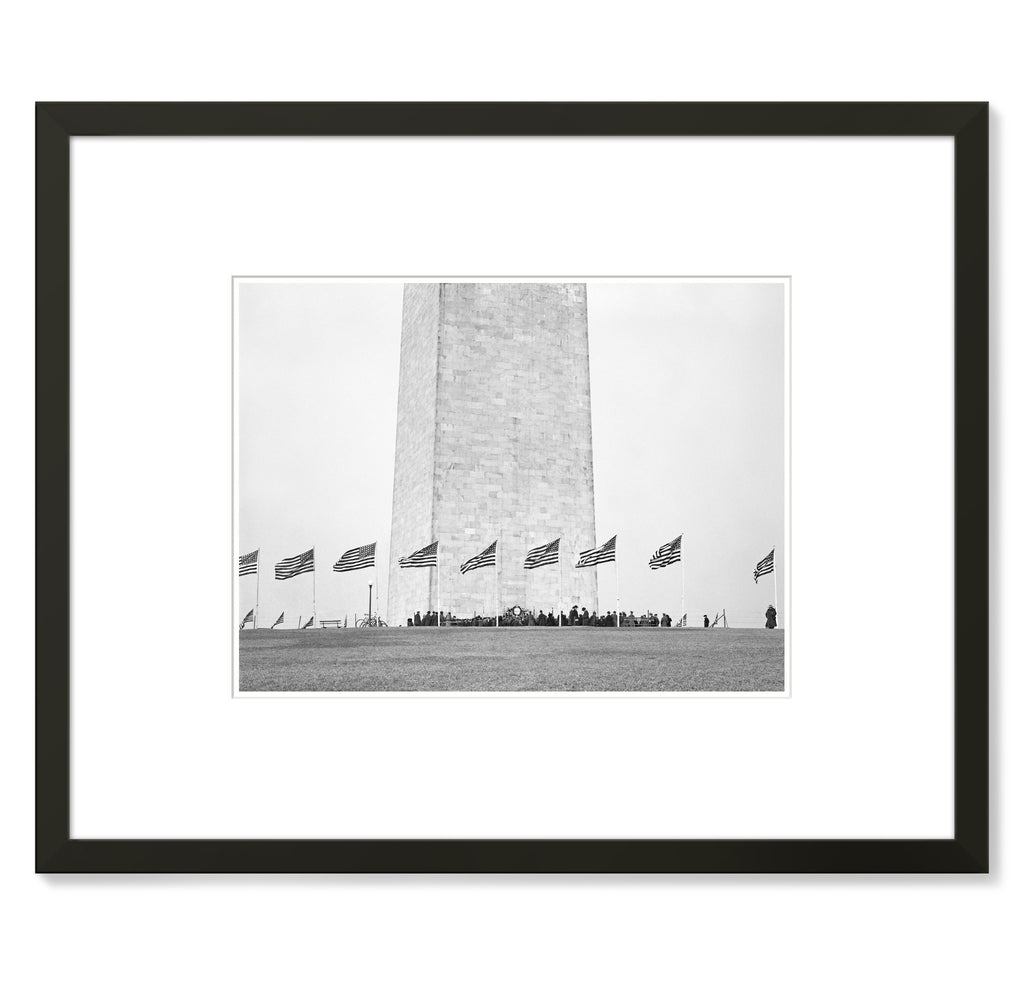 Unknown - Washington Monument, Lower Portion