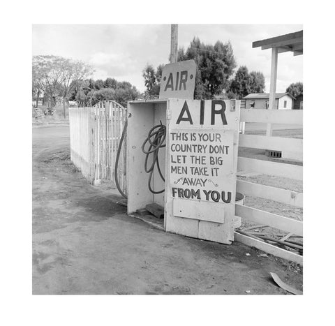 Dorothea Lange – Gas Station